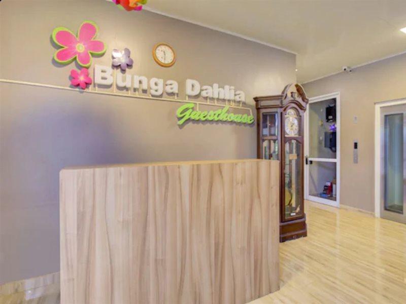 Hotel O Gambir Near Juanda Station Formerly Bunga Dahlia Giacarta Esterno foto