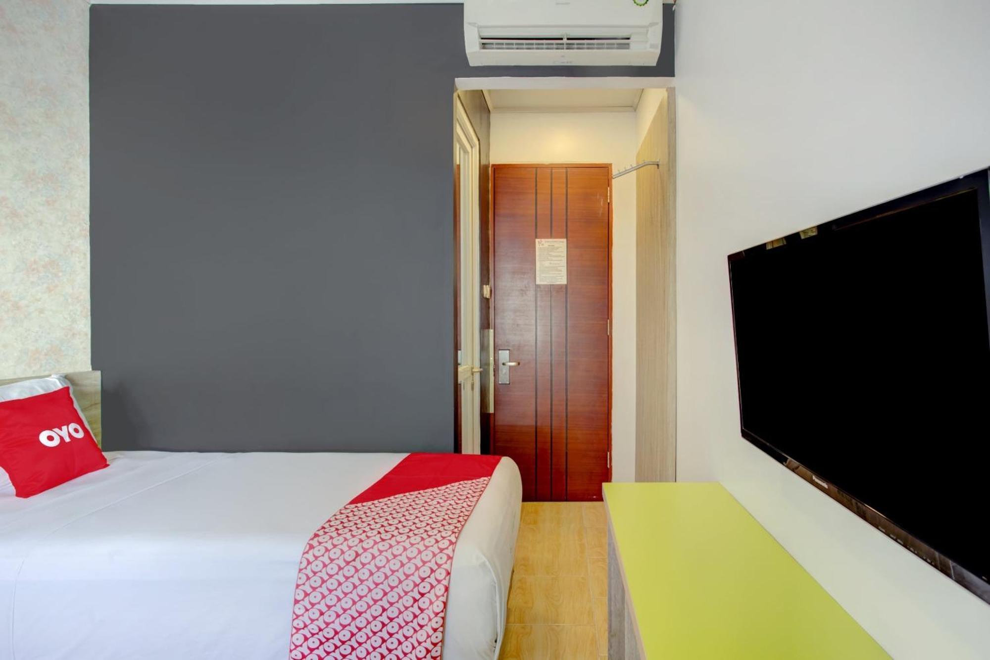 Hotel O Gambir Near Juanda Station Formerly Bunga Dahlia Giacarta Esterno foto