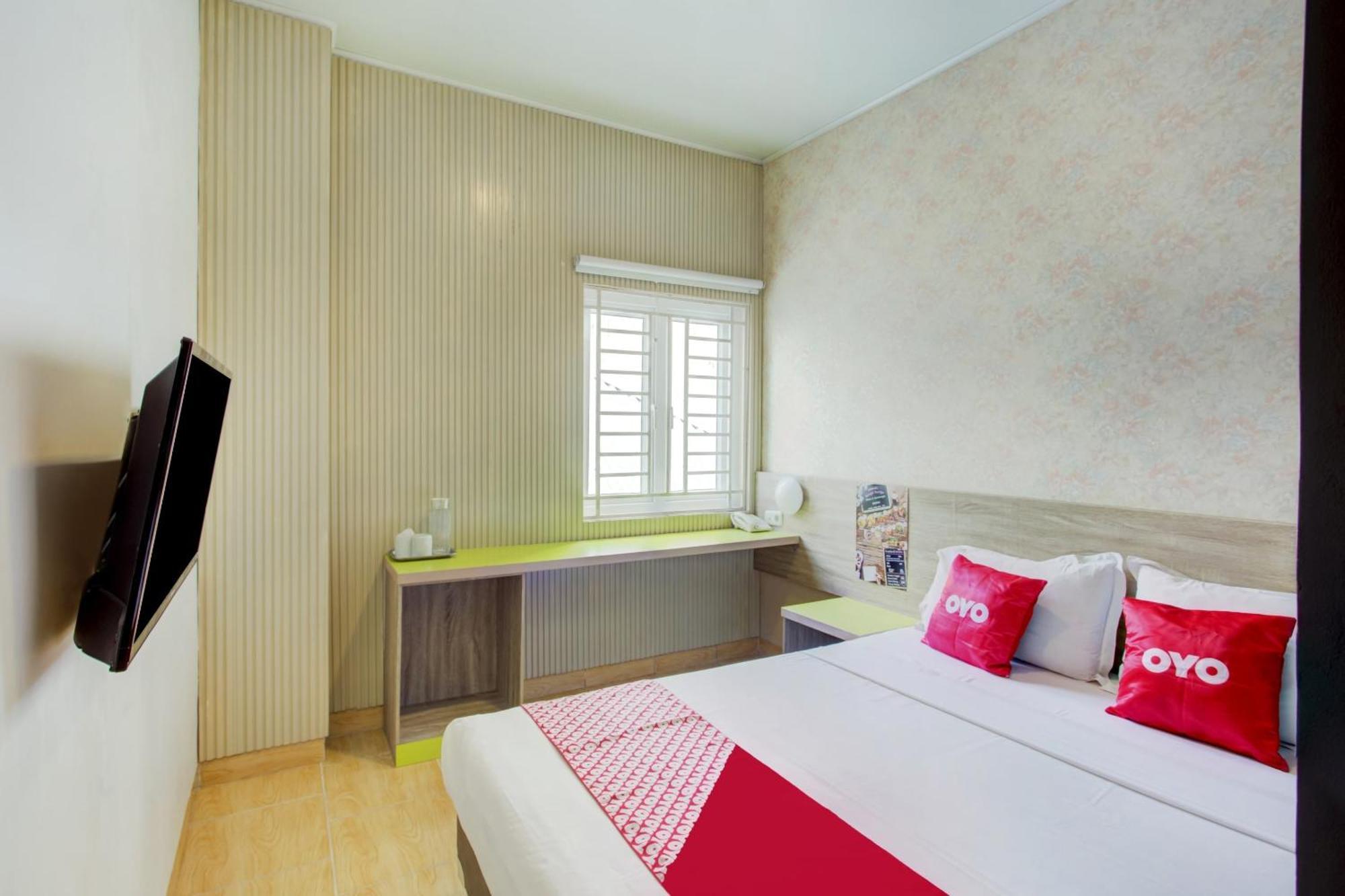 Hotel O Gambir Near Juanda Station Formerly Bunga Dahlia Giacarta Esterno foto