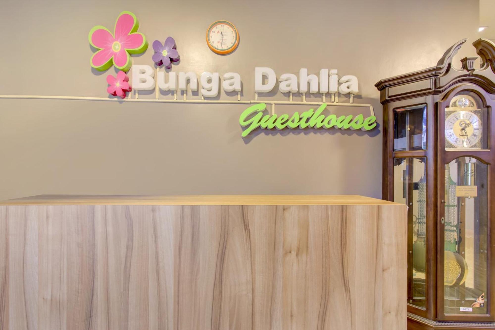Hotel O Gambir Near Juanda Station Formerly Bunga Dahlia Giacarta Esterno foto