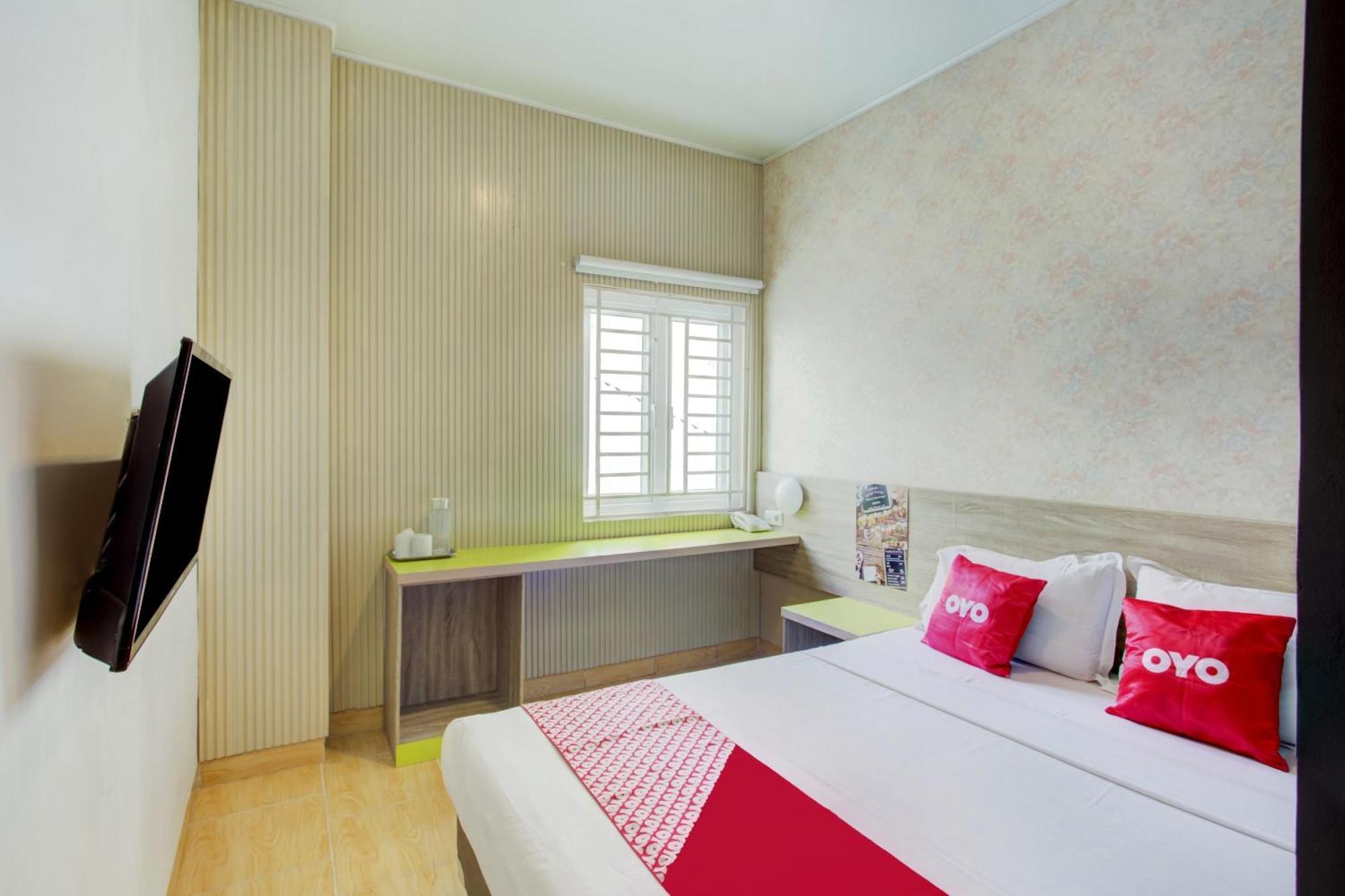 Hotel O Gambir Near Juanda Station Formerly Bunga Dahlia Giacarta Esterno foto
