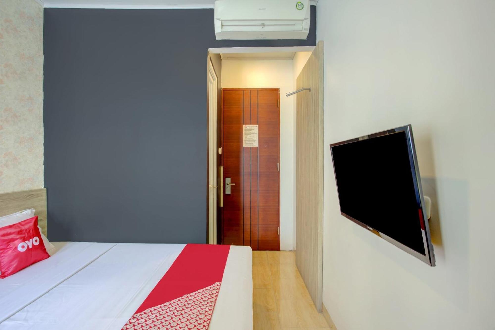 Hotel O Gambir Near Juanda Station Formerly Bunga Dahlia Giacarta Esterno foto