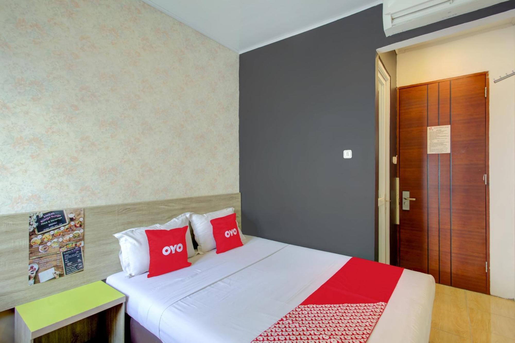 Hotel O Gambir Near Juanda Station Formerly Bunga Dahlia Giacarta Esterno foto